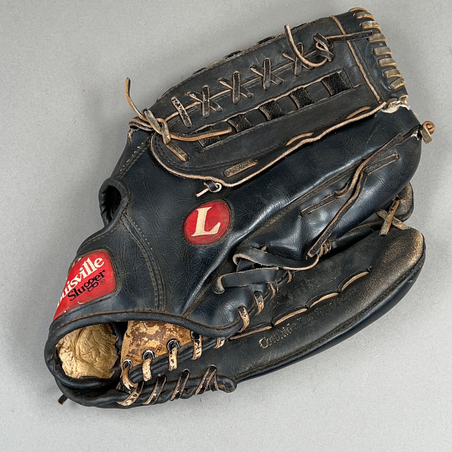 Louisville Slugger KHBG9 13.5" Right Hand Thrower Vintage Baseball Glove
