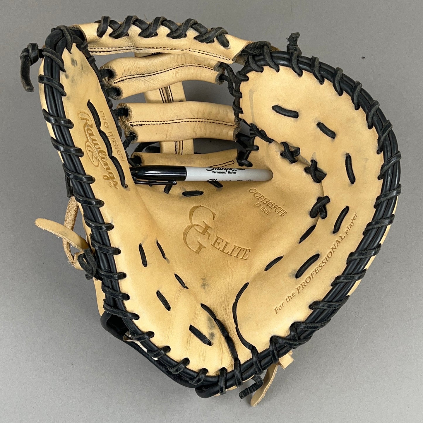 Rawlings GG Elite 13" Right Hand Thrower Baseball Glove