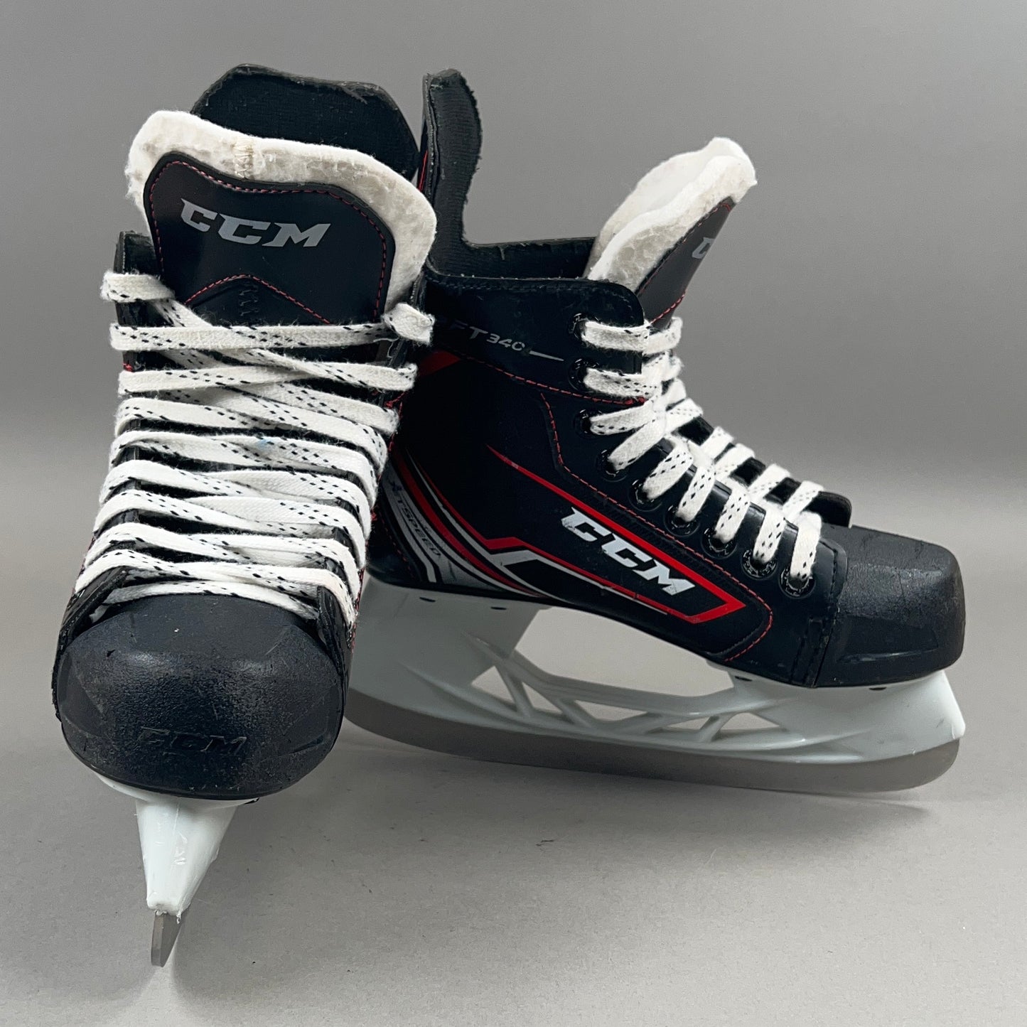 CCM Jetspeed FT340 Size 2 Junior Hockey Skates
