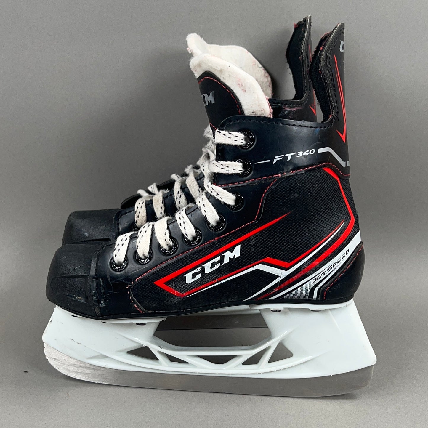 CCM Jetspeed FT340 Size 1 Junior Hockey Skates