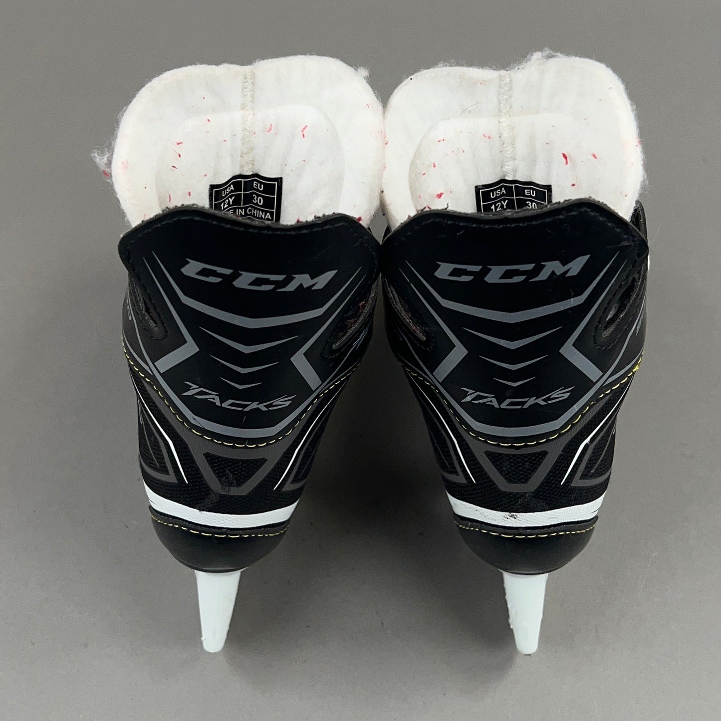 CCM Tacks 9040 Size 12Y Youth Hockey Skates