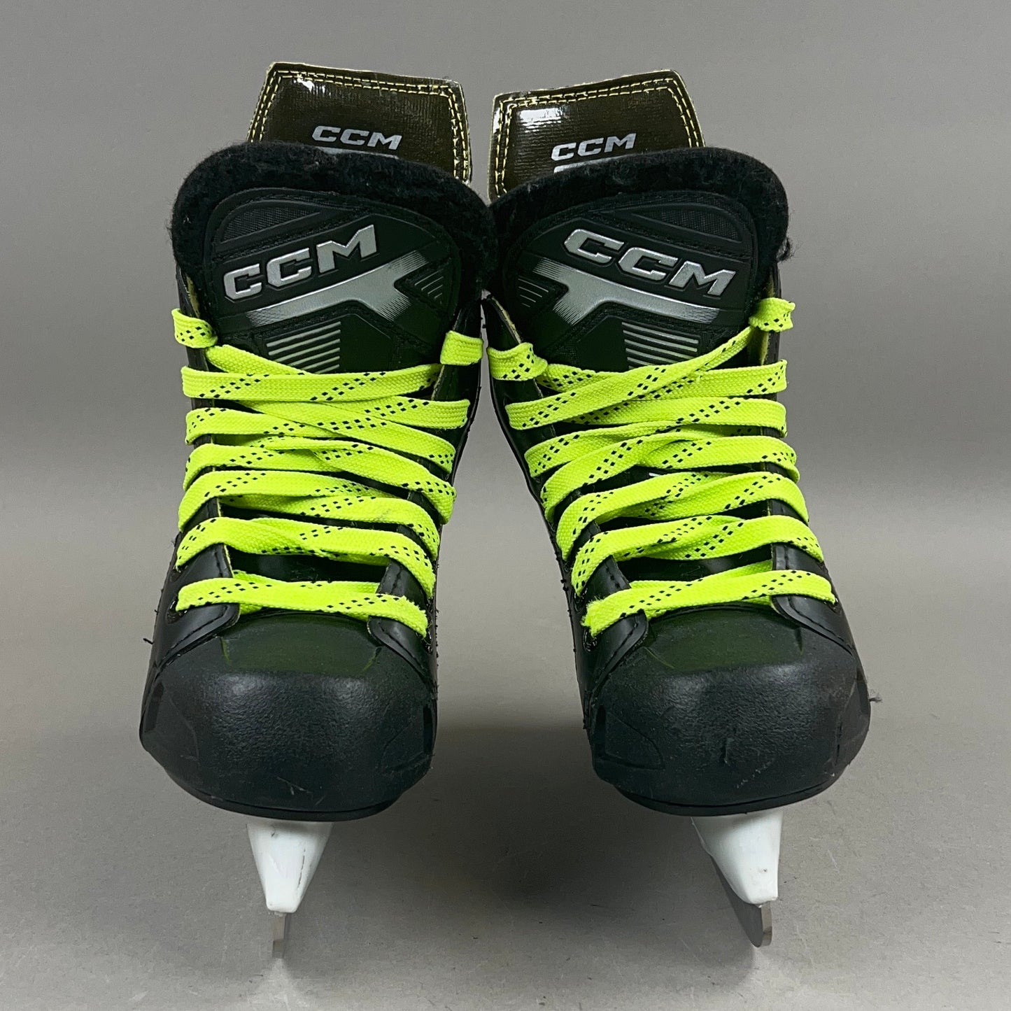 CCM Tacks XF80 Size 11.5Y Youth Hockey Skates