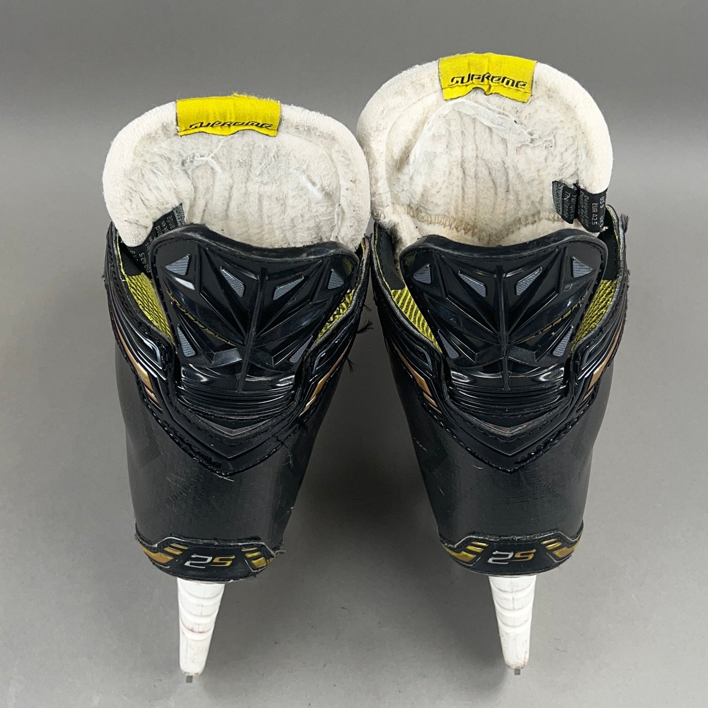 Bauer Supreme 2S Size 7.5 Senior Hockey Skates