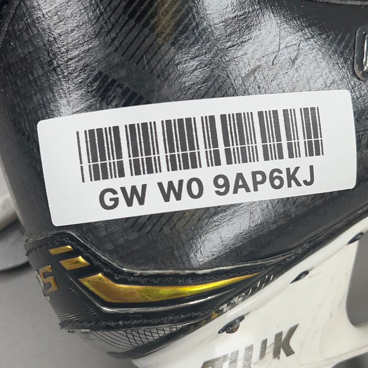 Bauer Supreme 2S Size 7.5 Senior Hockey Skates