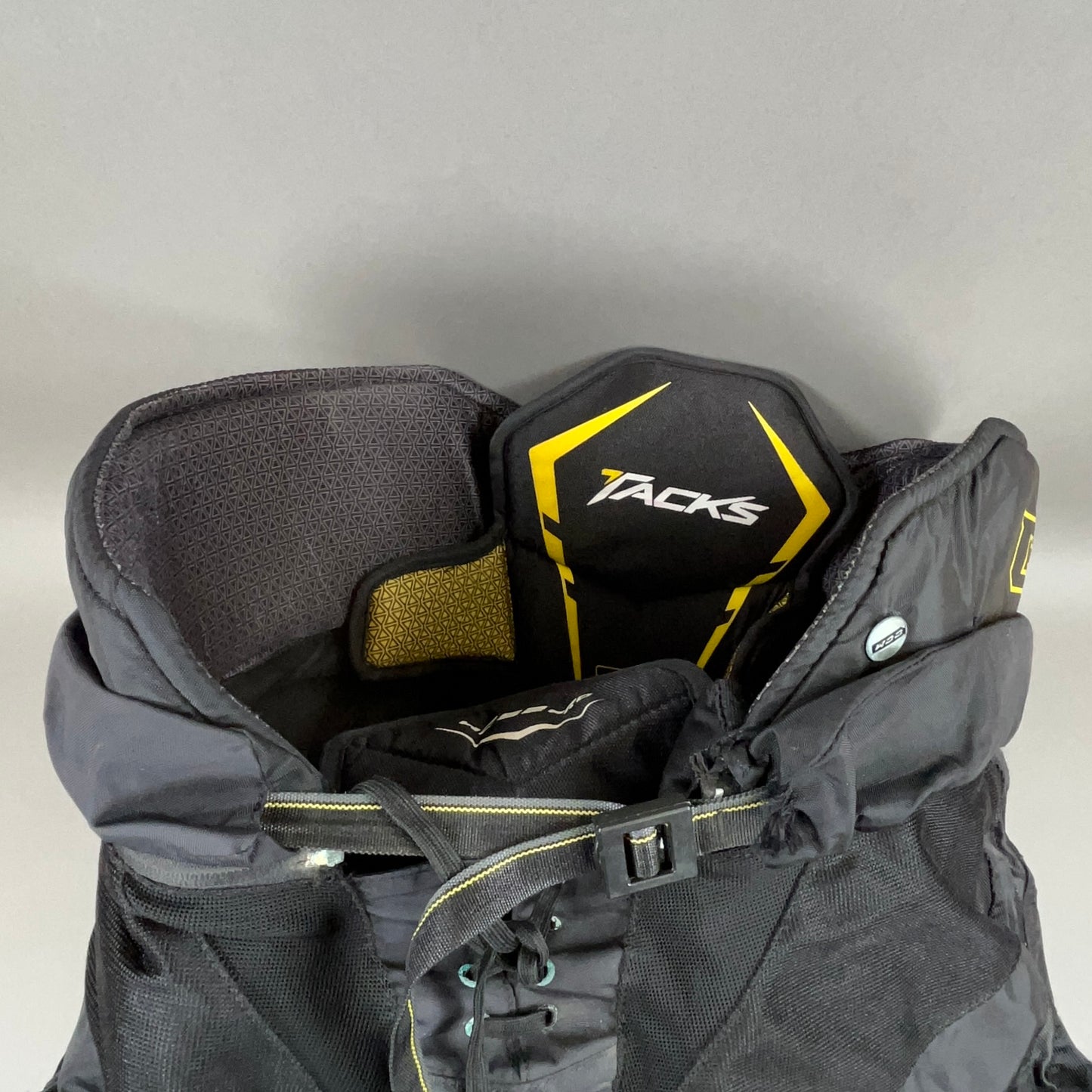 CCM Tacks 4052 Pro Senior X-Large Hockey Pants