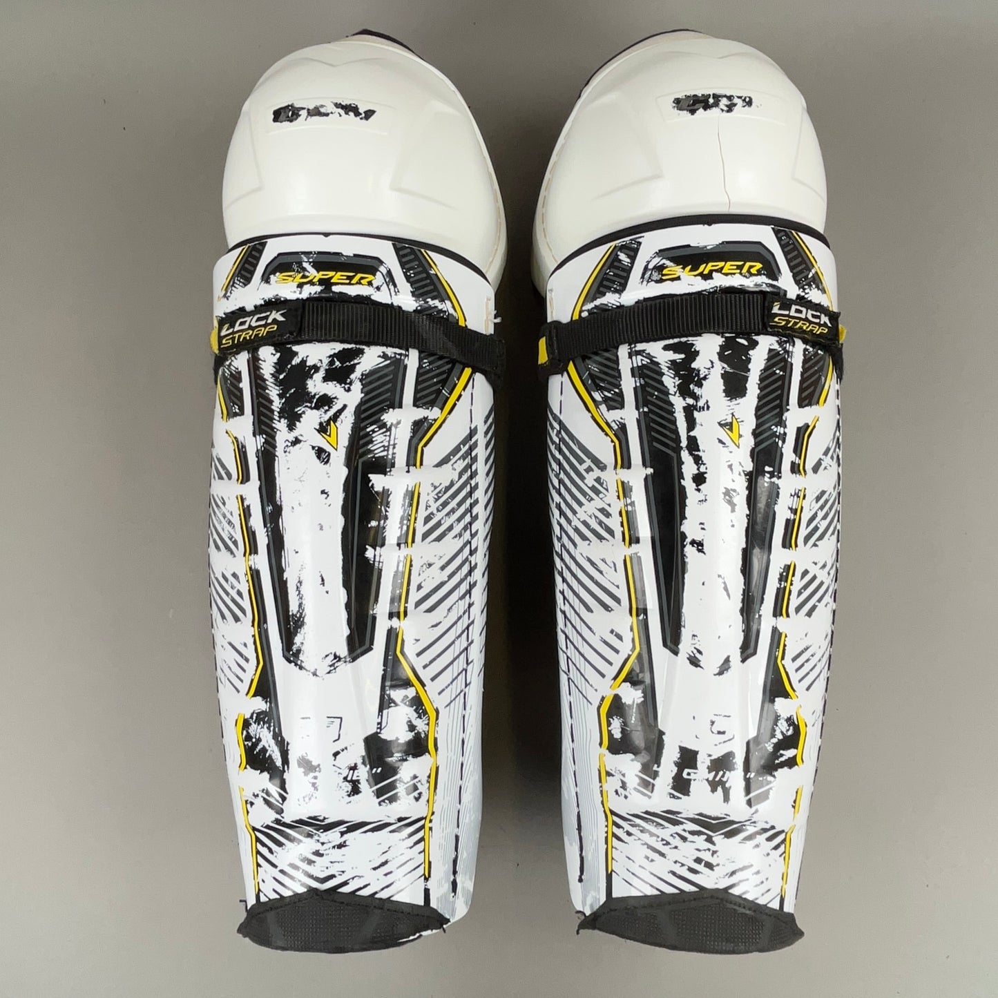 CCM Super Tacks Senior 16" Hockey Shin Guards