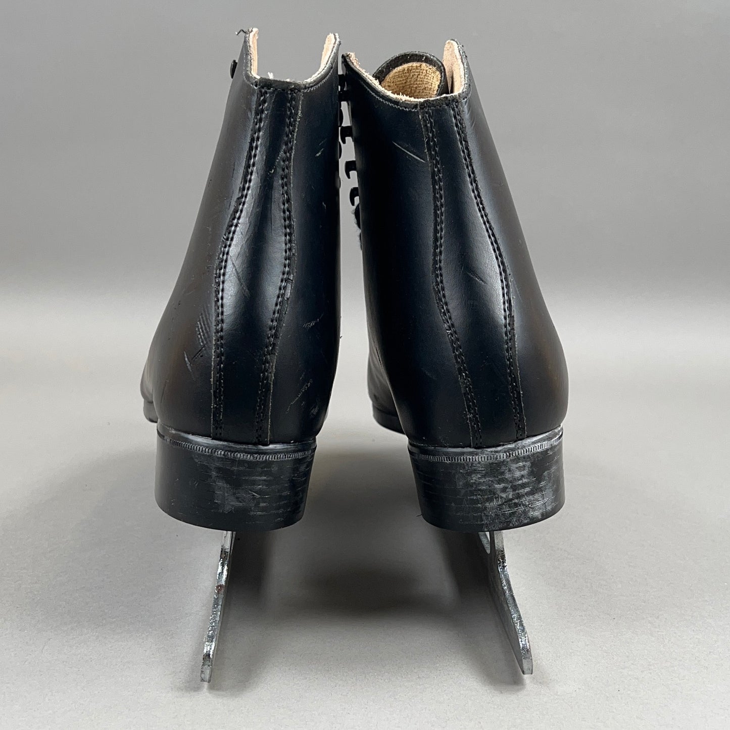 Riedell Classic Size 9.5 Ice Skates