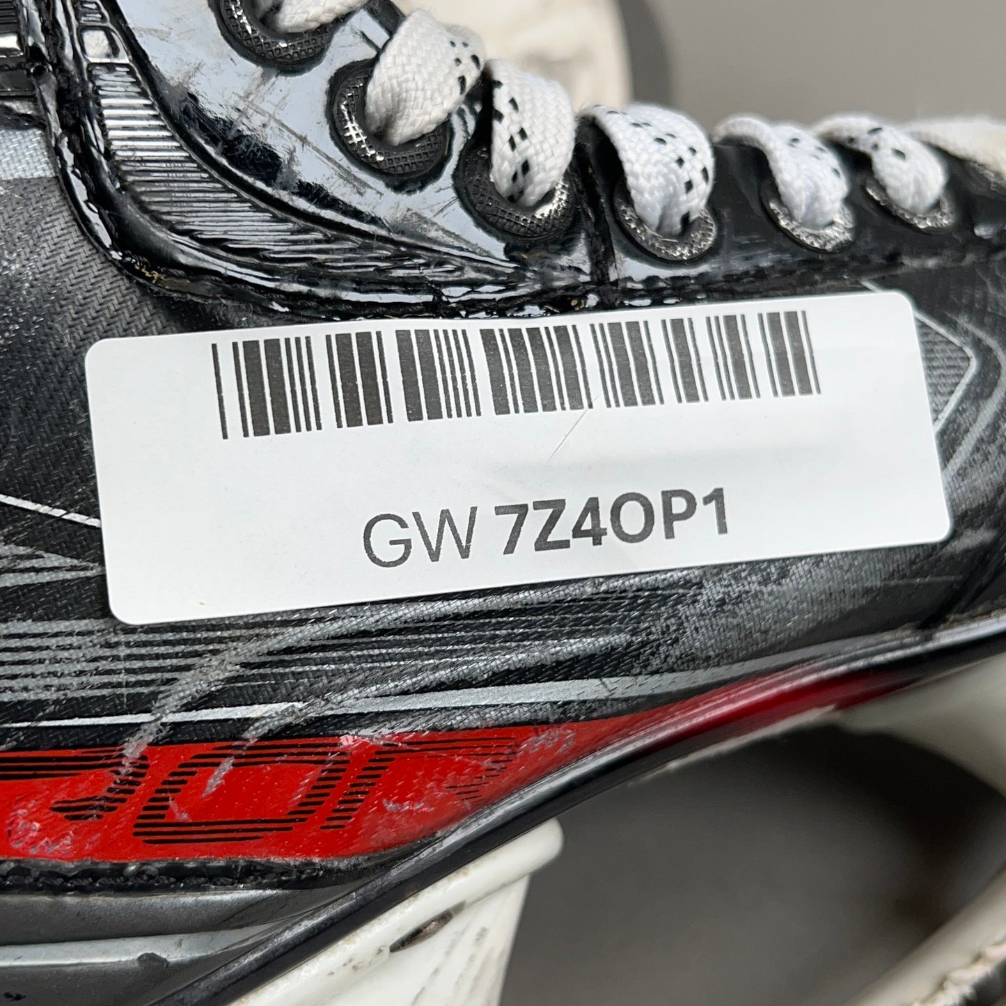 Bauer Vapor X2.9 Size 4.5 Intermediate Hockey Skates