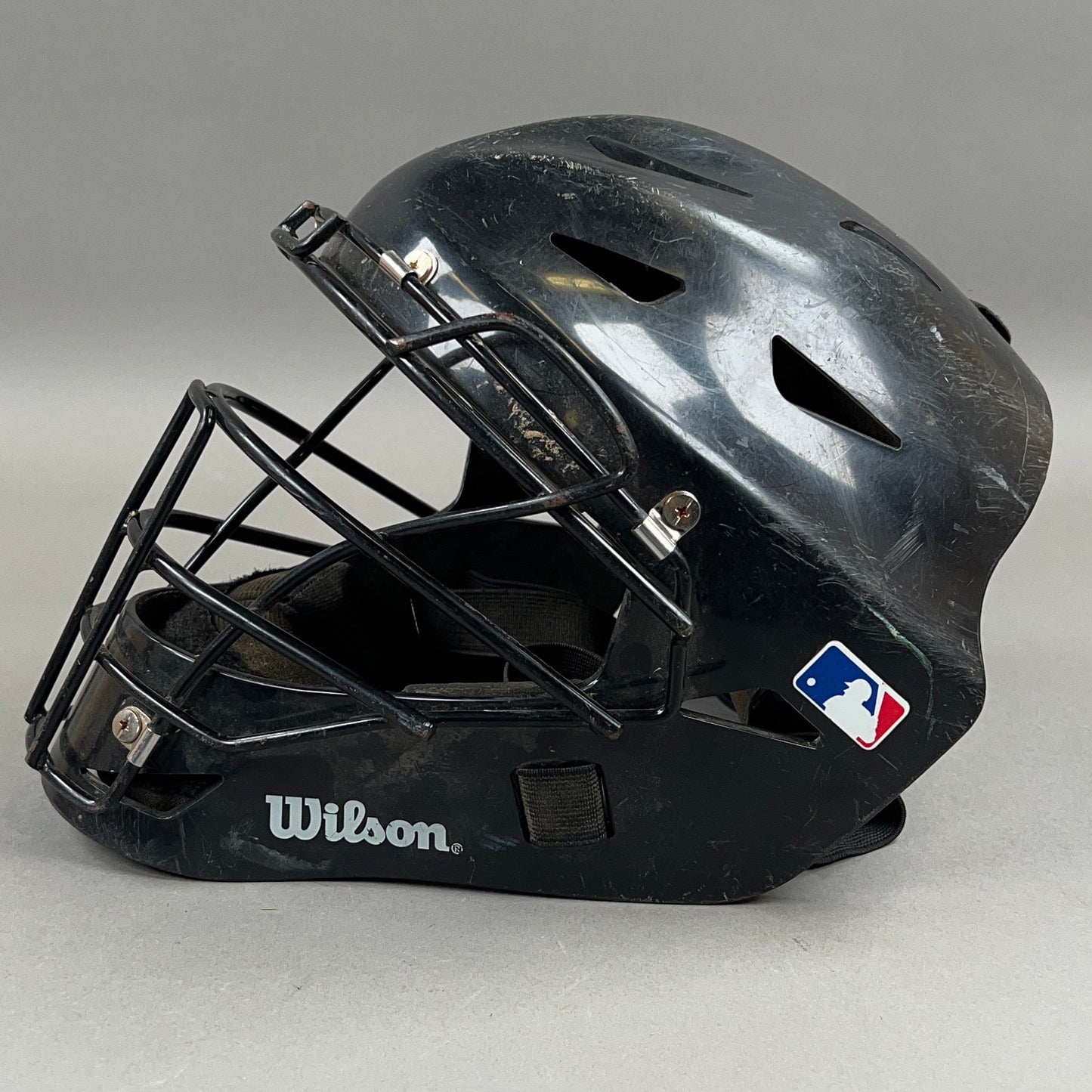 Wilson Pro Stock M/L Adjustable 6" to 7" Senior Catchers Helmet