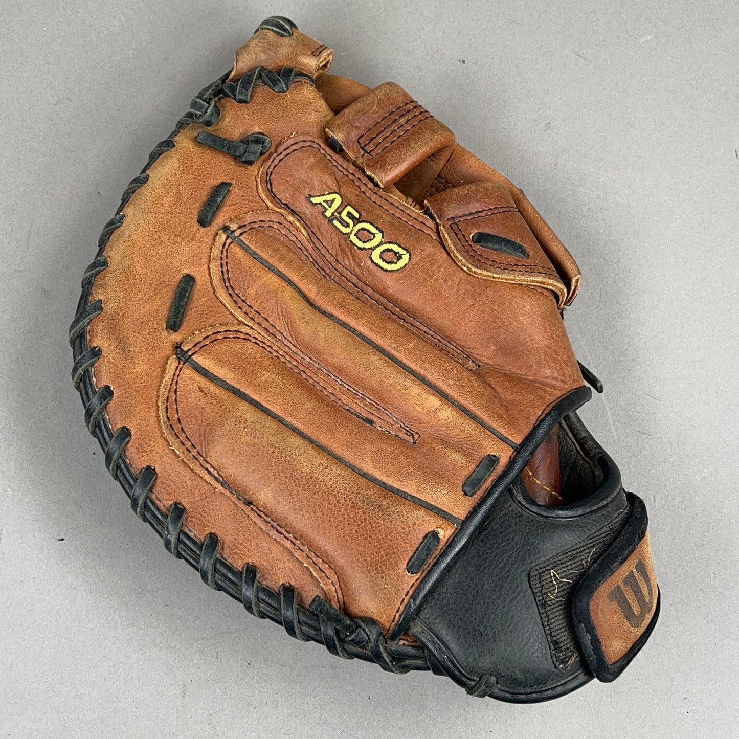 Wilson A500 ZSCMFP Fastpitch 31"" Right Hand Thrower Catchers Mitt