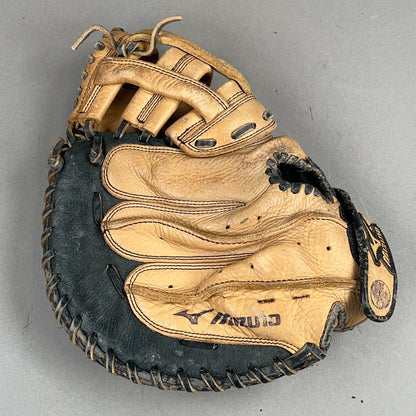Mizuno GXS100 32.5"" Right Hand Thrower Catchers Mitt