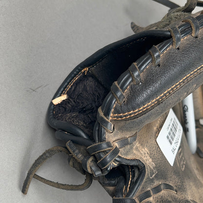 Rawlings RCM325B Renegade 32.5" Right Hand Thrower Catchers Mitt