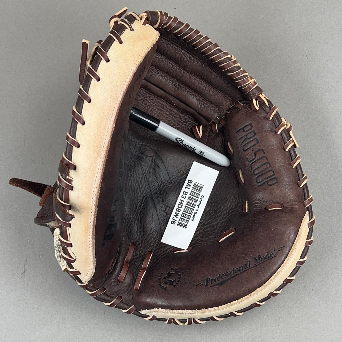 Mizuno Franchise Pro Model 33.5"" Right Hand Thrower Catchers Mitt