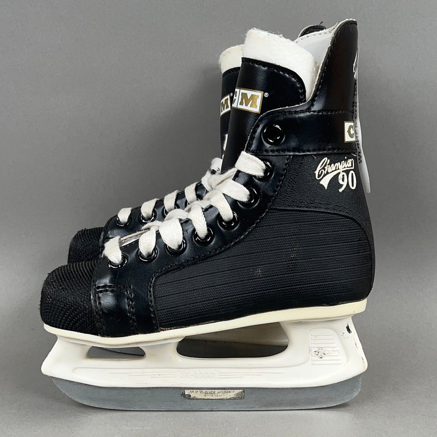 CCM Champion 90 Size 11Y Youth Hockey Skates