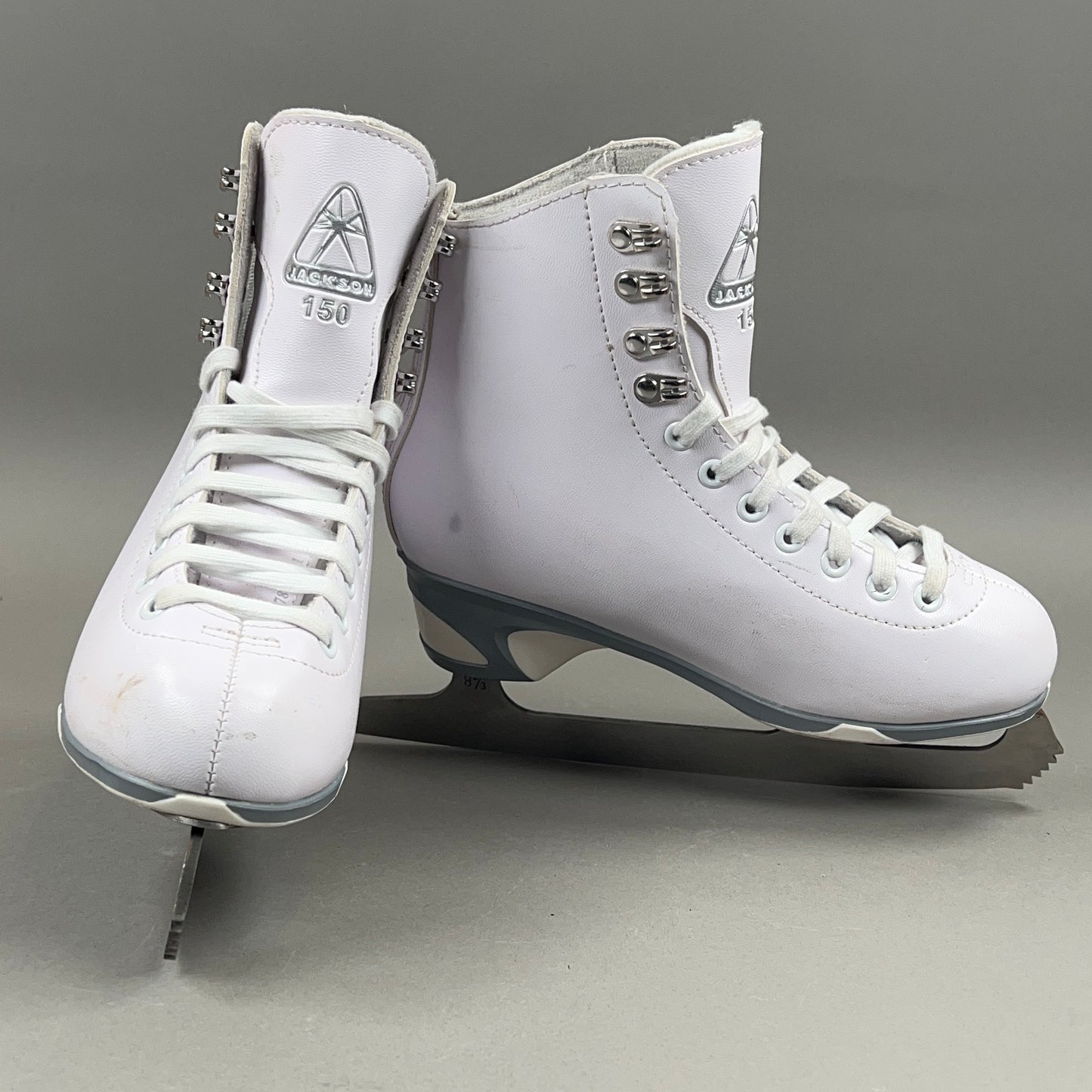 Jackson 150 Size 4 Ice Skates