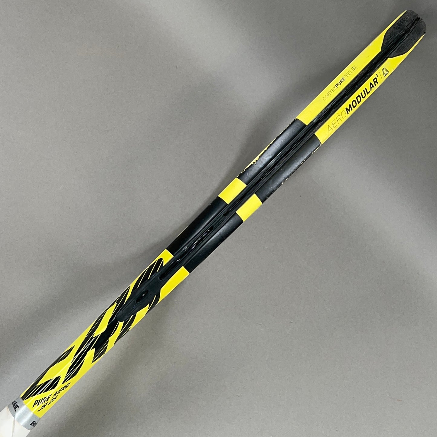 Babolat Pure Aero Jr 25 Tennis Racket 4" Grip & 98in² Head Size