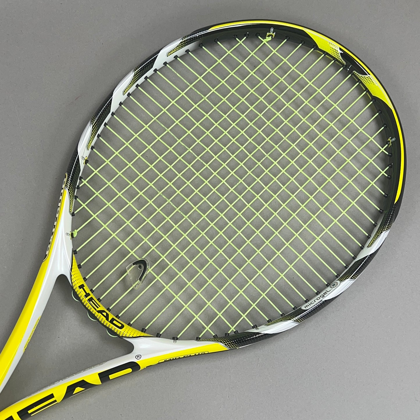 Head MicroGel Extreme Mid Plus Tennis Racket 4 3/8" Grip & 100in² Head Size