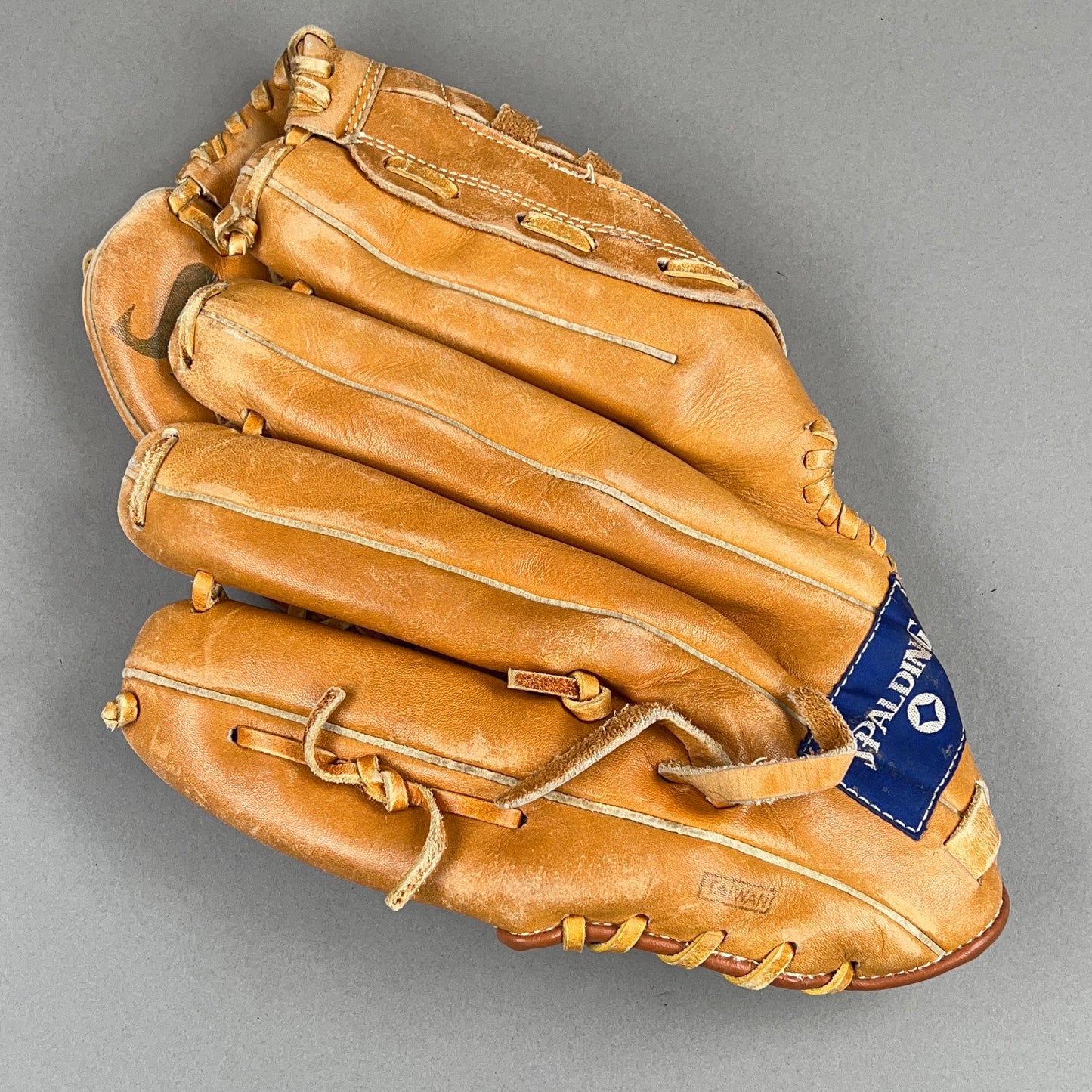 Spalding Pro Model Rod Carew 12" Right Hand Thrower Baseball Glove