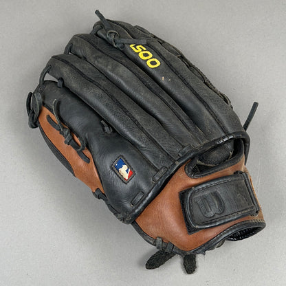 Wilson A500 12" Right Hand Thrower Baseball Glove
