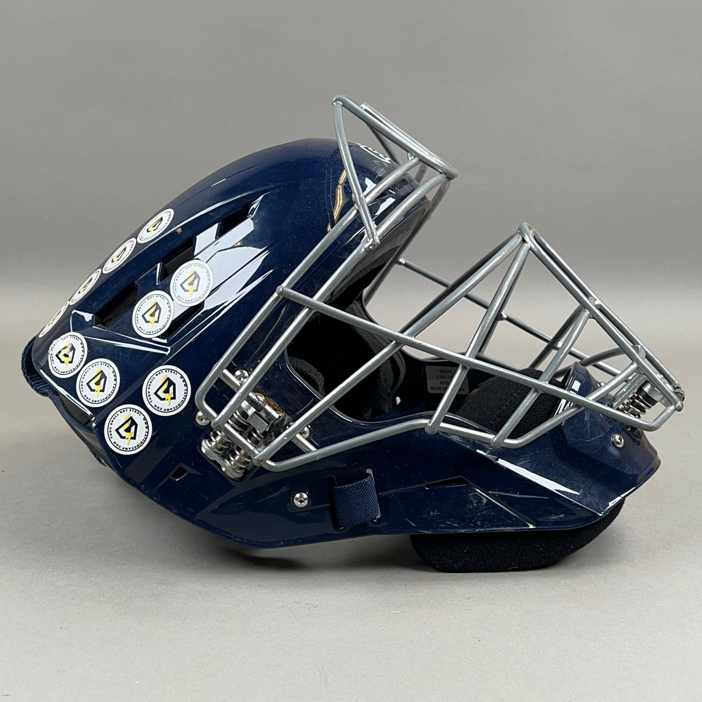 Force 3 Defender Pro M/L Adjustable 6 3/8" to 7 1/8" Senior Catchers Helmet
