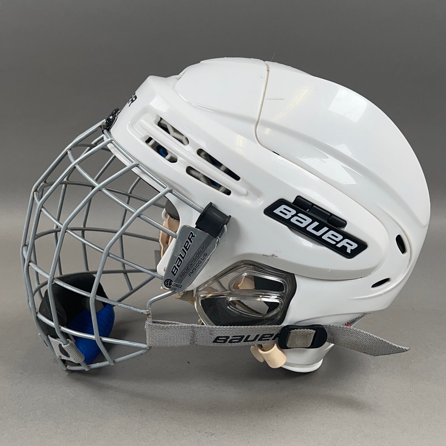 Bauer BHH5100L Large 7 1/4" to 7 7/8" Senior Hockey Helmet