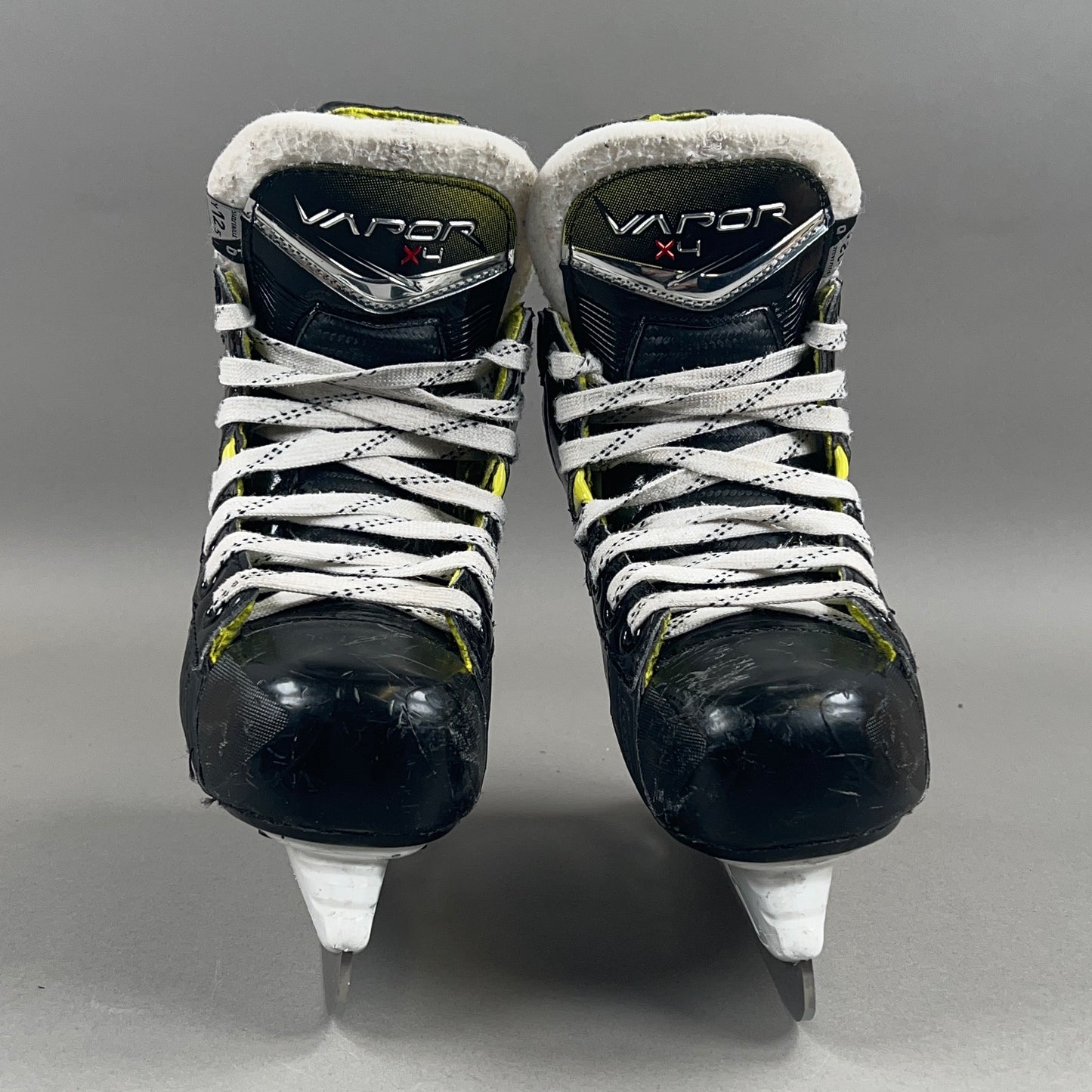 Bauer Vapor X4 Size 12.5Y Youth Hockey Skates