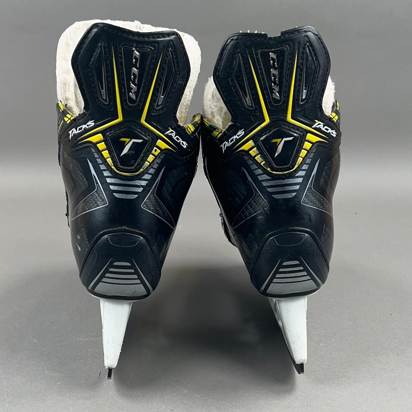 CCM Tacks Ultra Size 13.5Y Hockey Goalie Skates