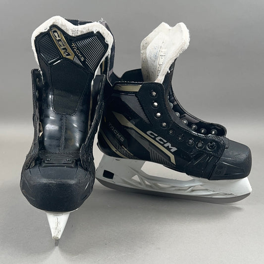 CCM Tacks AS 570 Size 4 Intermediate Hockey Skates