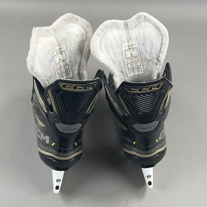 CCM Tacks AS 570 Size 4 Intermediate Hockey Skates