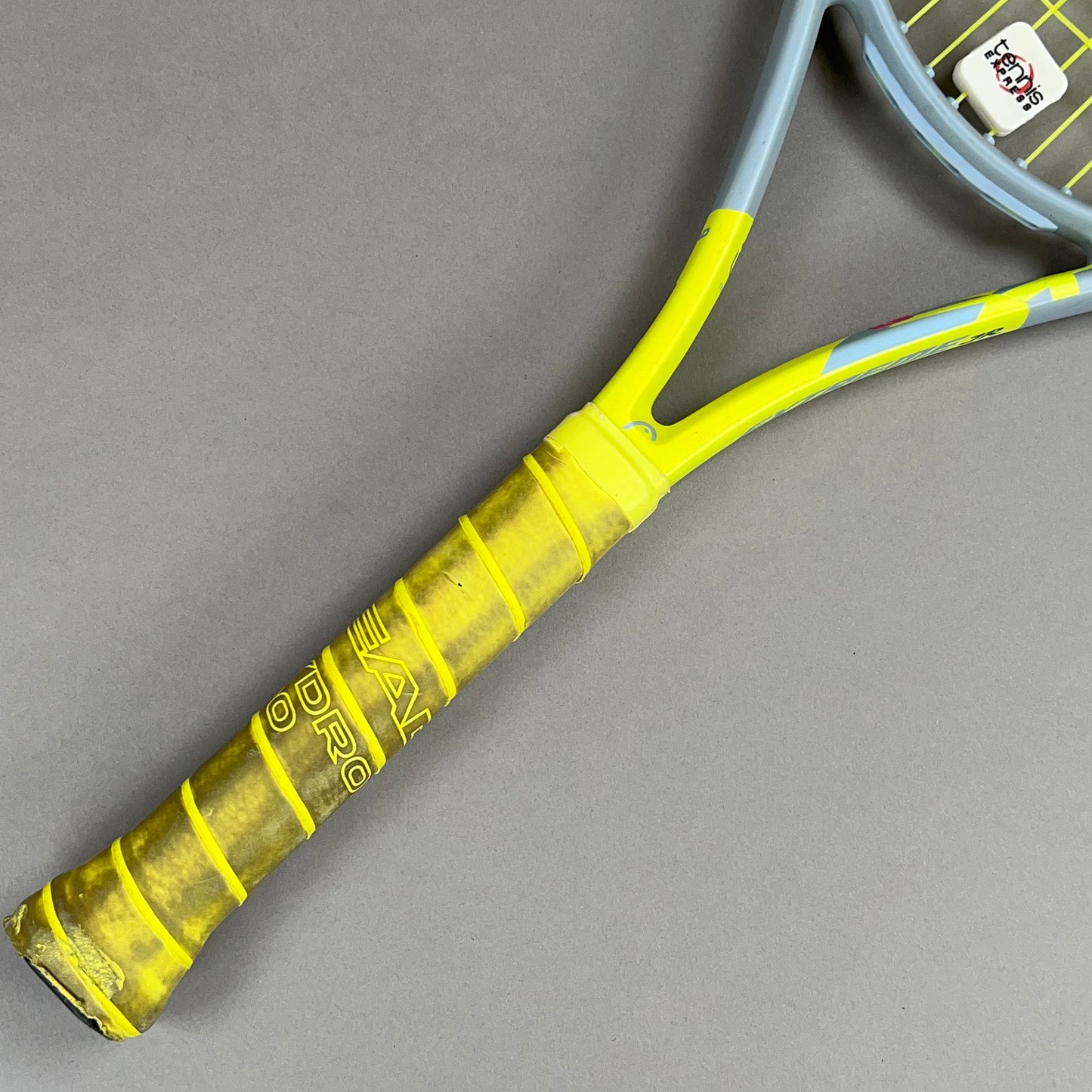 Head Extreme Jr Tennis Racket 3 7/8" Grip & 100in² Head Size