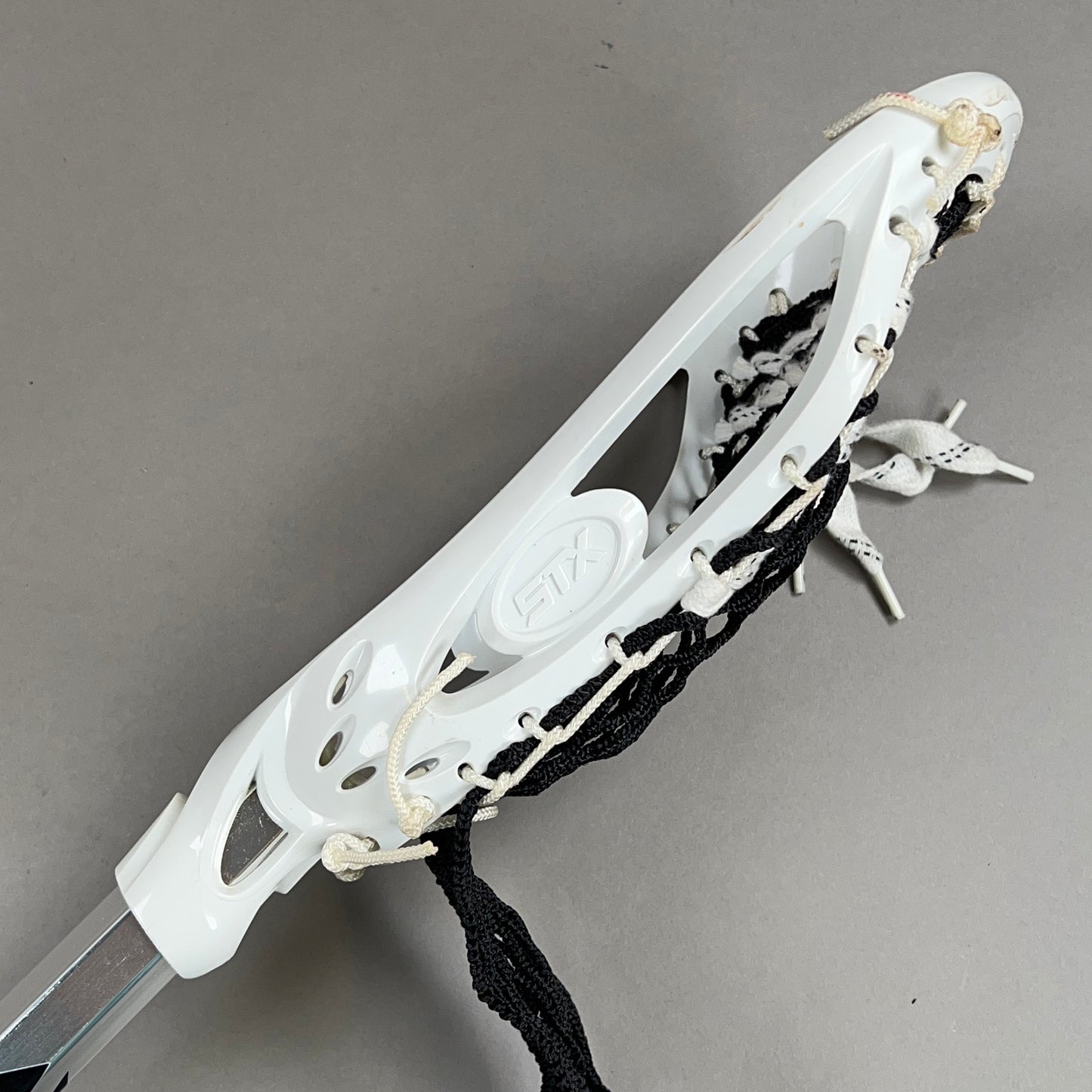 STX Stinger Attack/Mid Lacrosse Head w/ 31" STX AMP