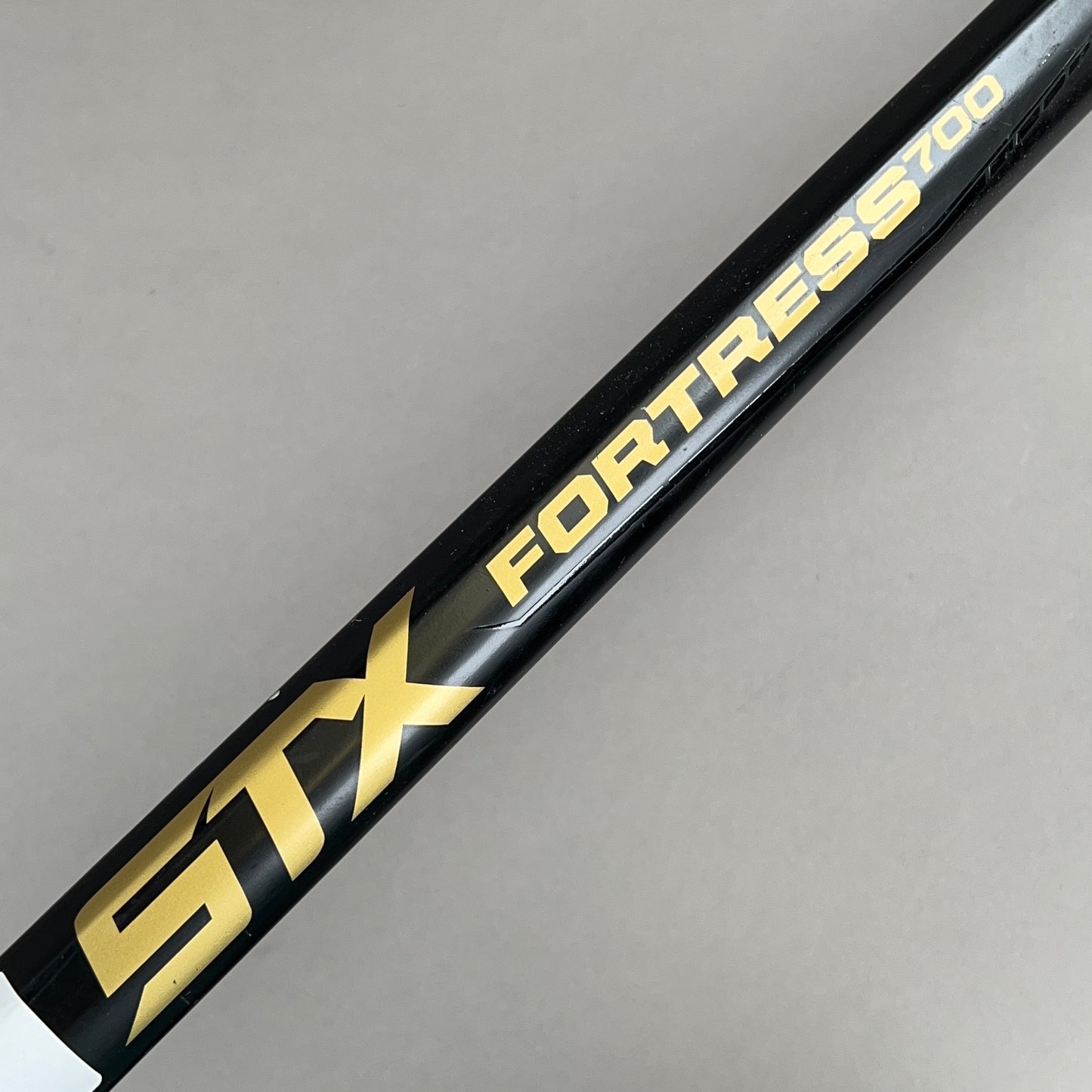 STX Fortress 700 Attack/Mid Lacrosse Head w/ 30" Fortress 700