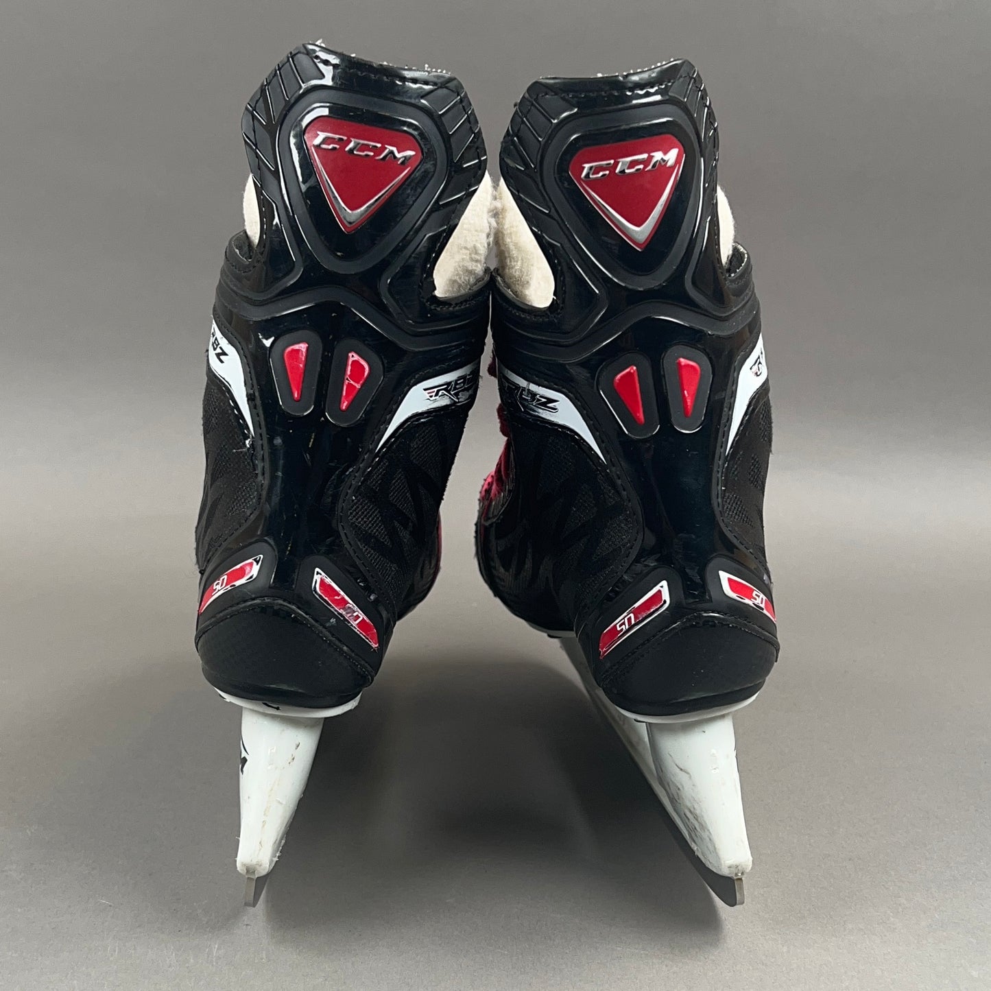 CCM RBZ 50 Size 3 Junior Hockey Skates