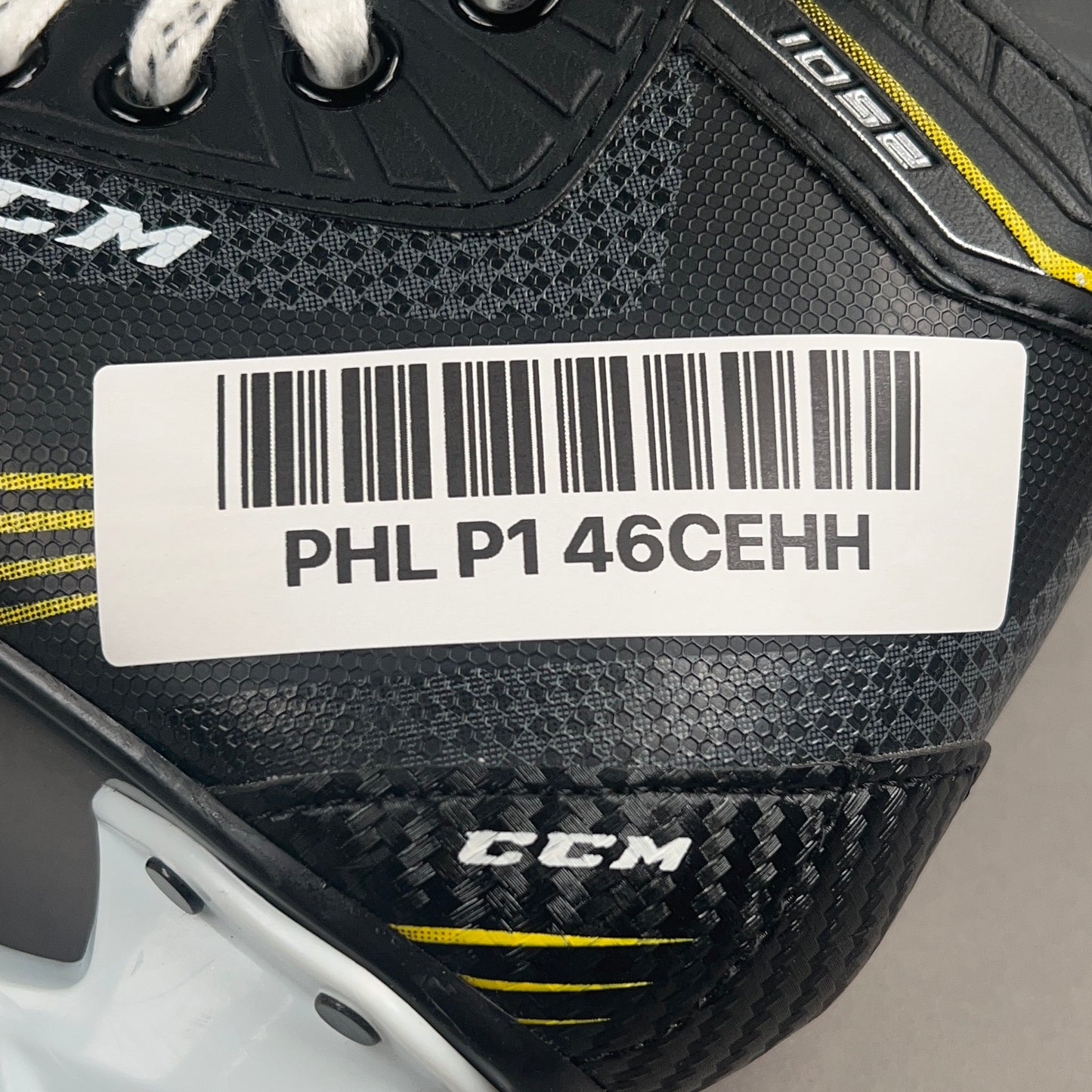 CCM 1052 Size 10Y Youth Hockey Skates