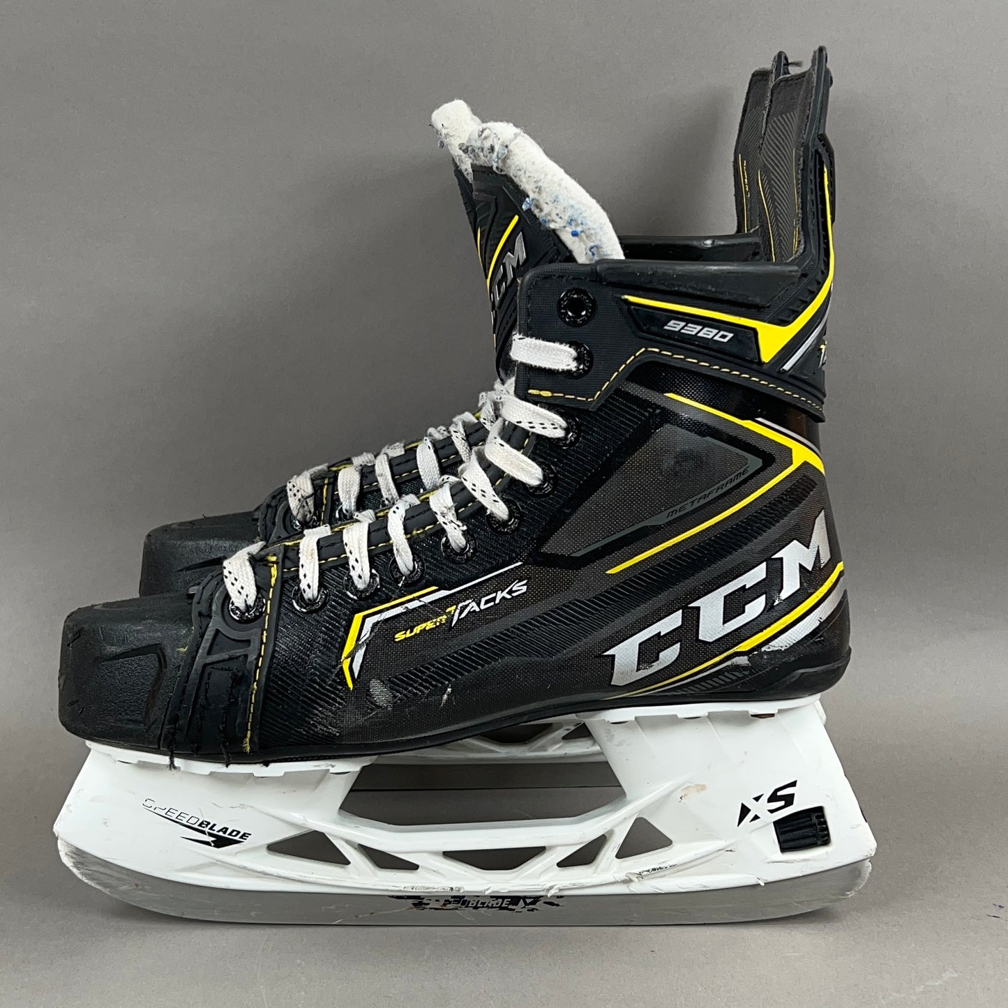 CCM Super Tacks 9380 Size 7.5 Senior Hockey Skates