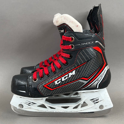 CCM Jetspeed Shock Size 2.5 Junior Hockey Skates