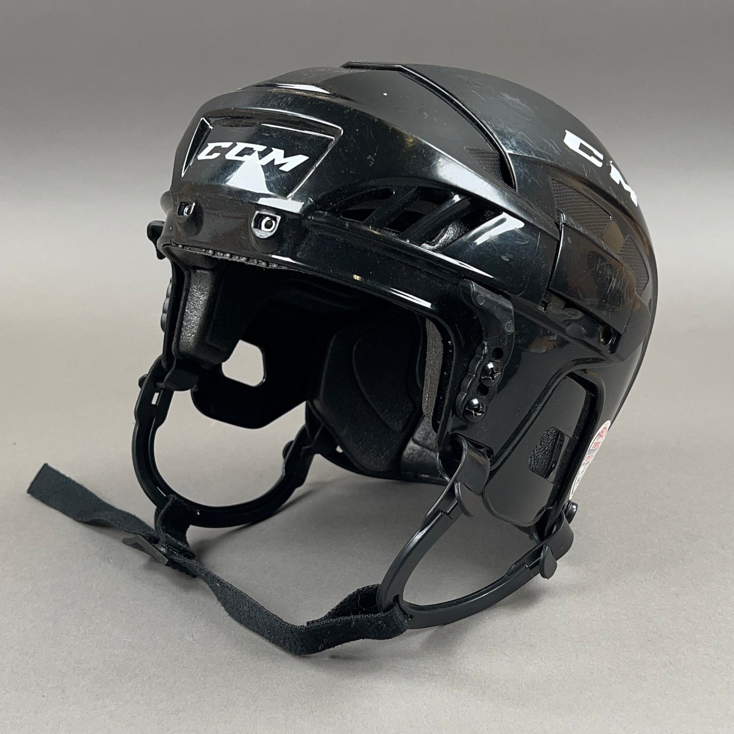 CCM FL40 X-Small 6" to 6 5/8" Junior Hockey Helmet