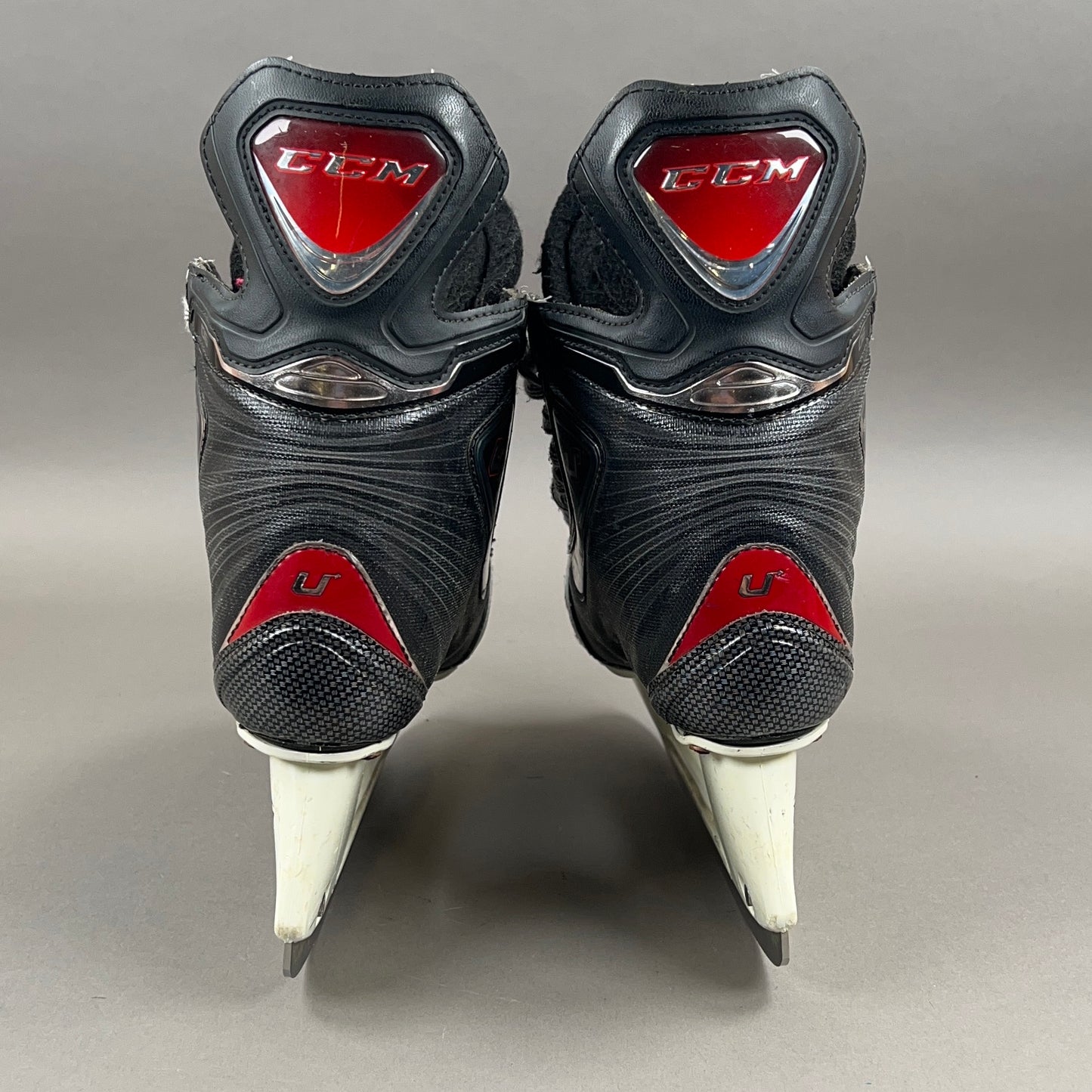 CCM U+ 06 Size 6 Vintage Intermediate Hockey Skates