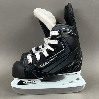 CCM Ribcor 40K Size 7Y Youth Hockey Skates