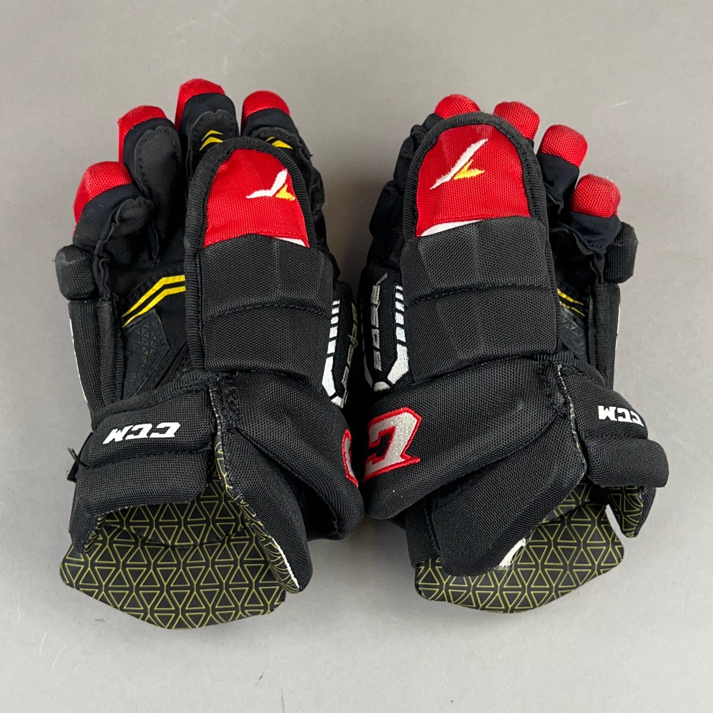 CCM Tacks 6052 Junior 11" Hockey Gloves