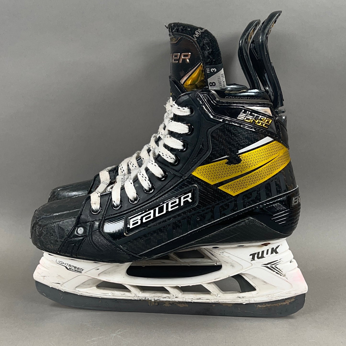 Bauer Supreme Ultra Sonic Size 8 Senior Hockey Skates
