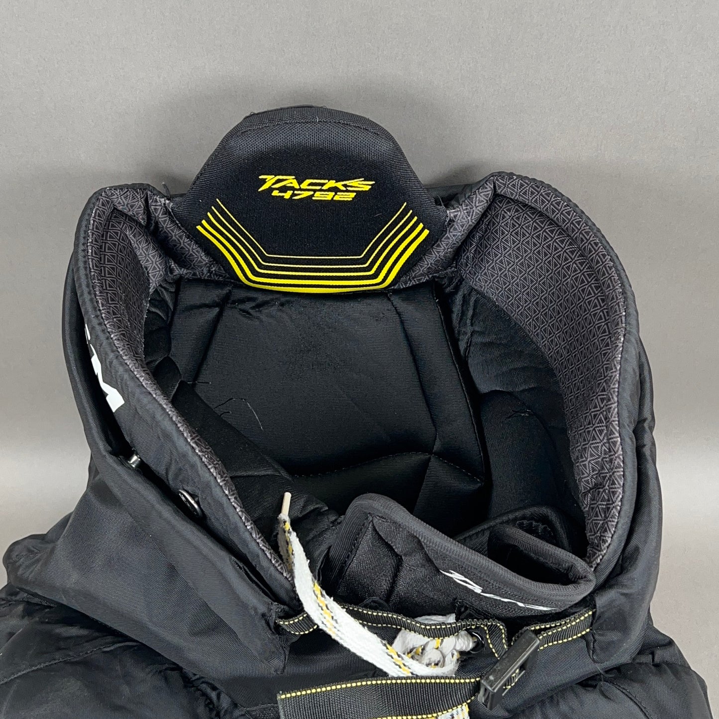 CCM Tacks 4792 Junior Medium Hockey Pants