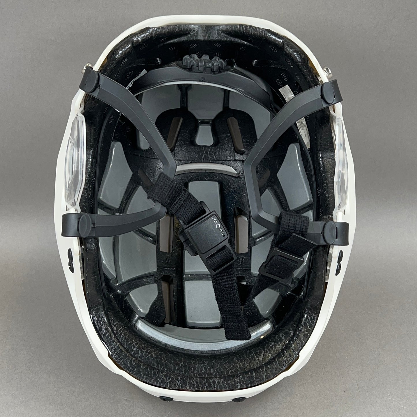 Valor Axiom Large Senior Hockey Helmet