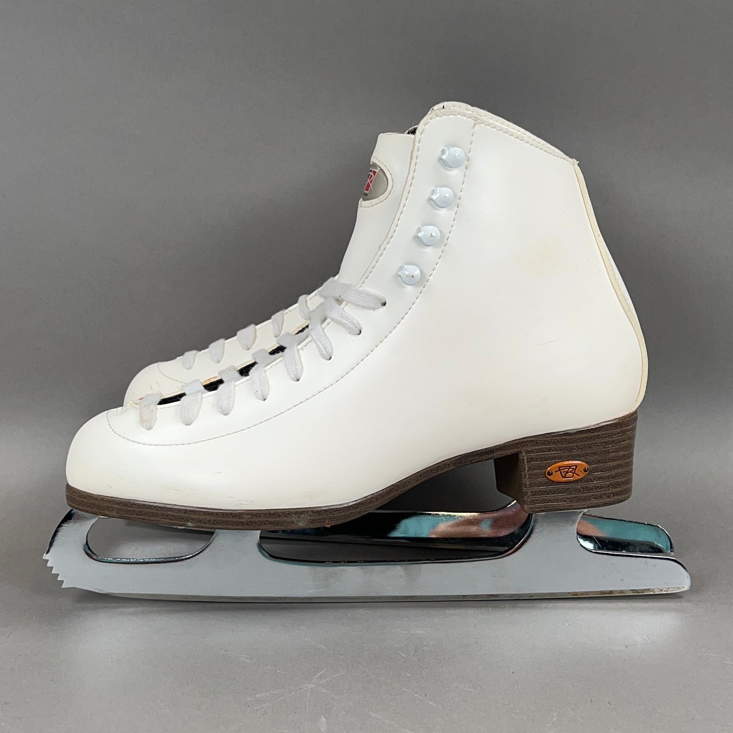Riedell Pearl Size 7 Ice Skates