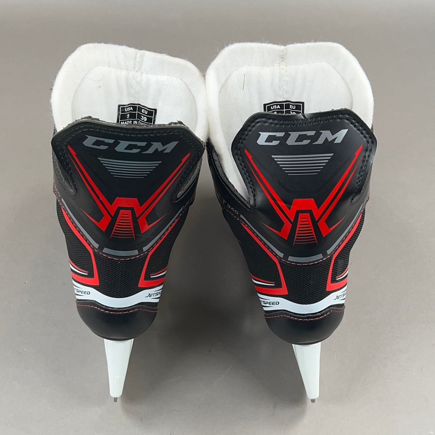 CCM Jetspeed FT 340 Size 5 Intermediate Hockey Skates