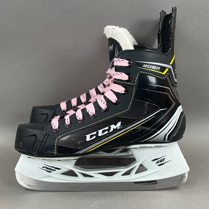 CCM Tacks 9050 Size 5.5 Intermediate Hockey Skates
