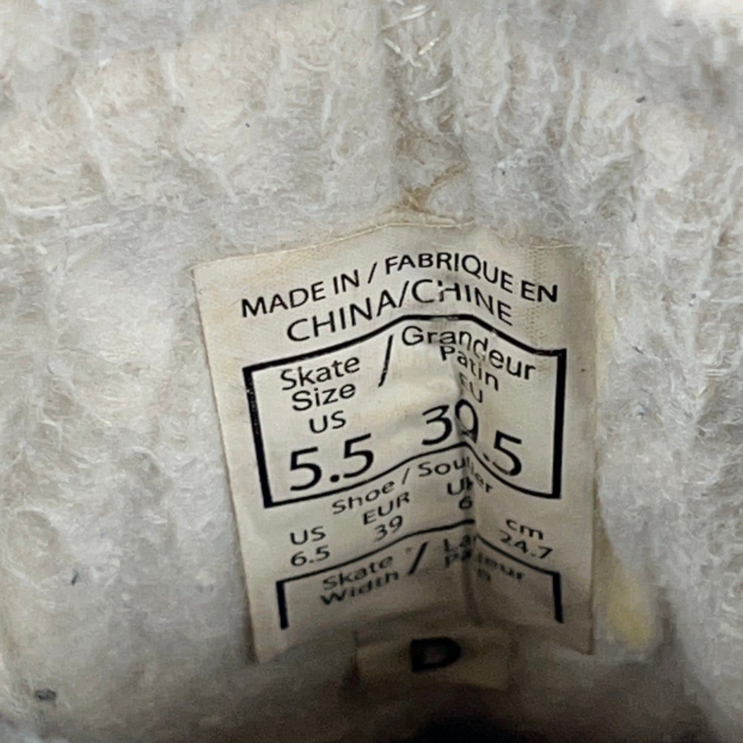 CCM Tacks 9050 Size 5.5 Intermediate Hockey Skates