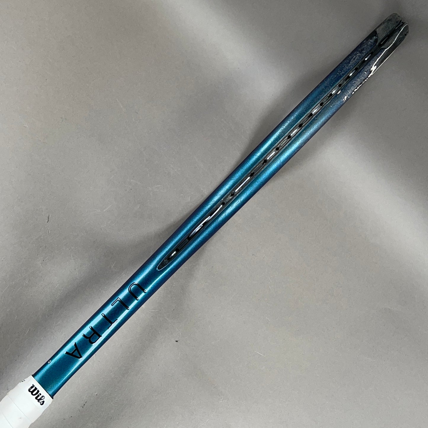 Wilson Ultra V4 100 Tennis Racket 4 3/8" Grip & 100in² Head Size