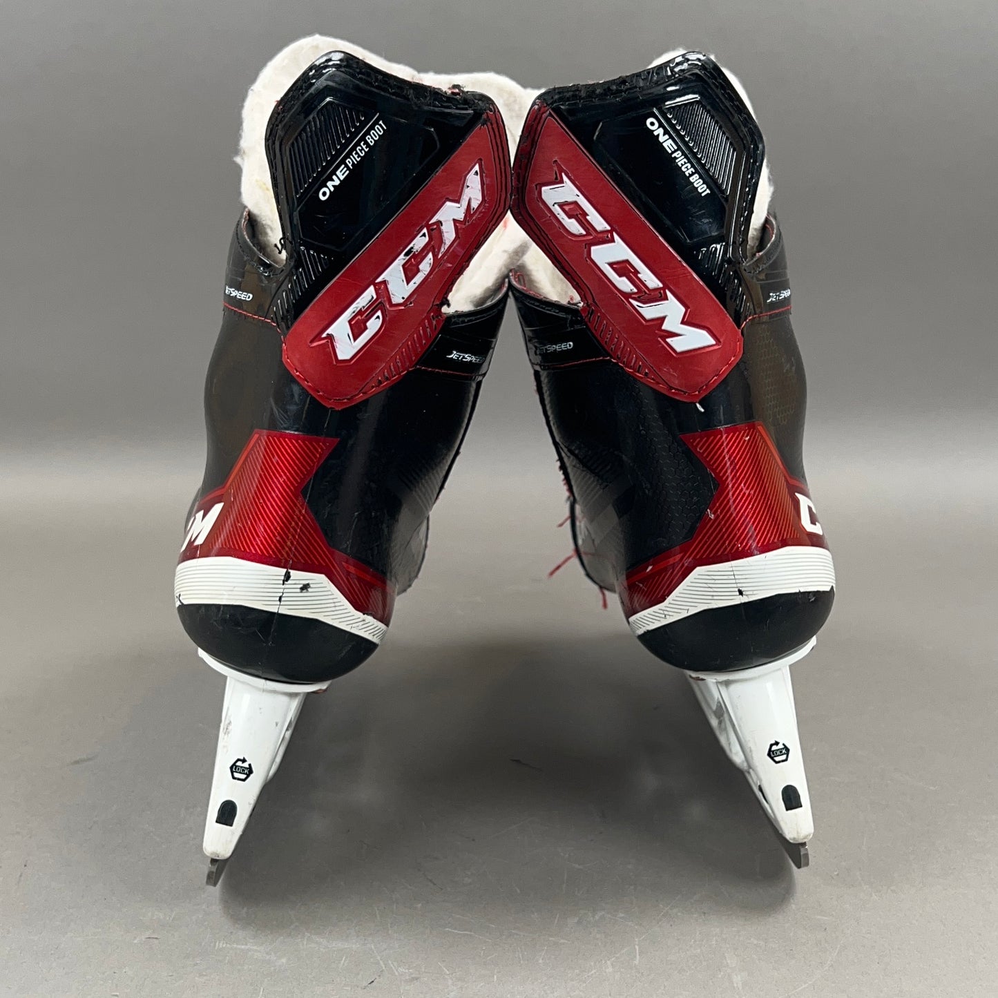 CCM Jetspeed Size 6 Intermediate Hockey Skates
