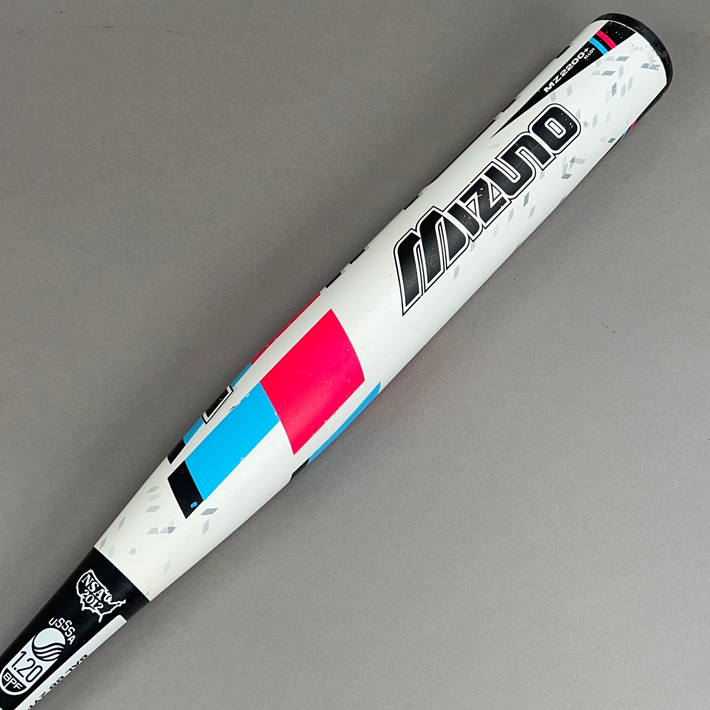 Mizuno Finch 340368 31/18 (-13) ASA / NSA / USSSA Softball Bat